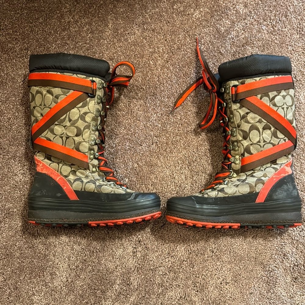 Coach winter boots. Size 7.5M. Above the calf.